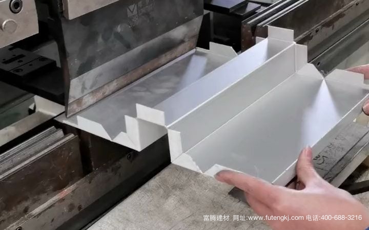 鋁單板折彎