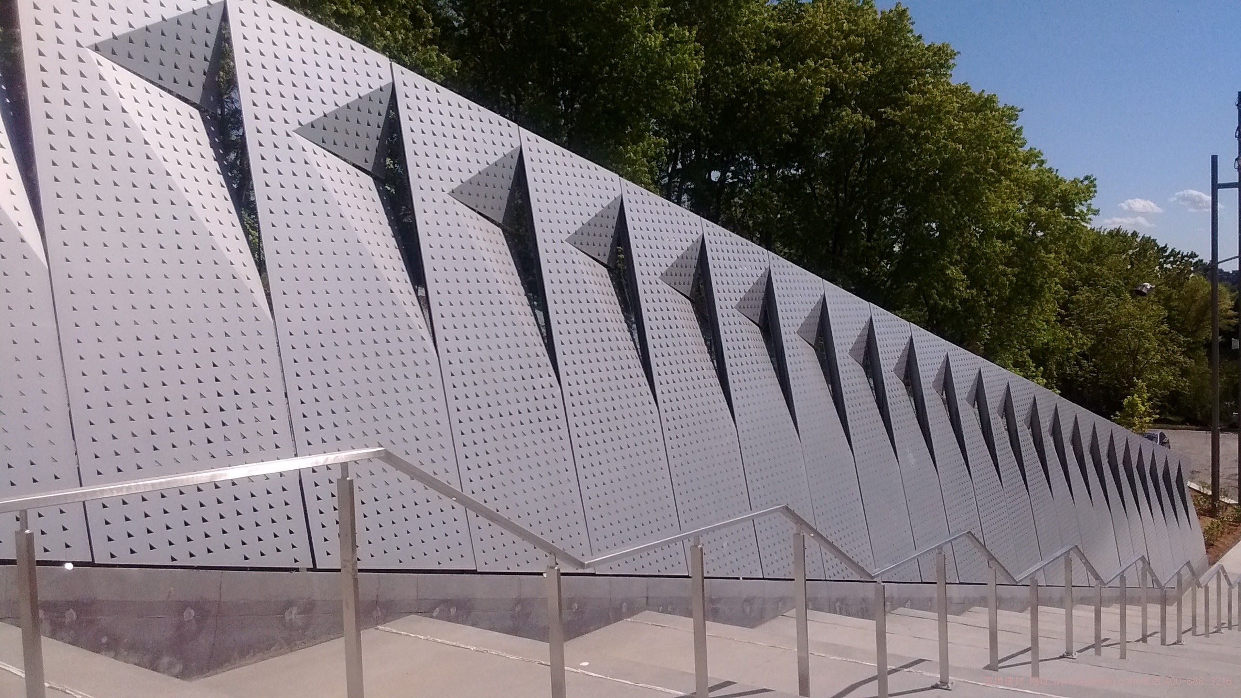 4b87ac1c96de15bcceff332ca0ac3b37